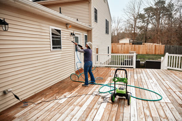 Professional Pressure Washing in Cavalero, WA